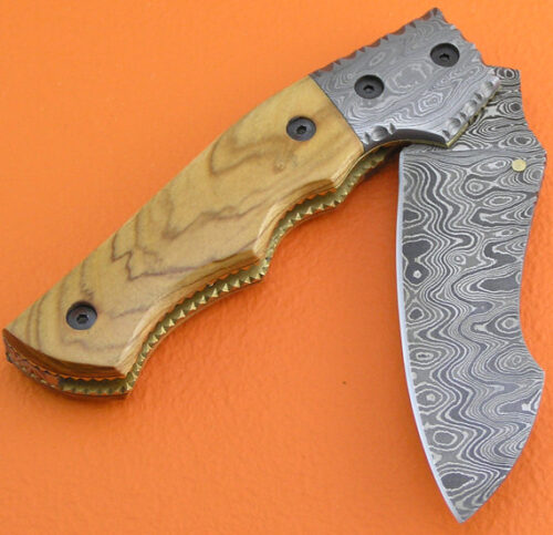 Liner Lock Damascus Folding Knife Custom Handmade Damascus Steel Hunting Knife Damascus Folding Liner Lock Knife With Olive Wood Handle Leather Sheaths 1375 - Image 3