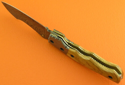 Liner Lock Damascus Folding Knife Custom Handmade Damascus Steel Hunting Knife Damascus Folding Liner Lock Knife With Olive Wood Handle Leather Sheaths 1375 - Image 5
