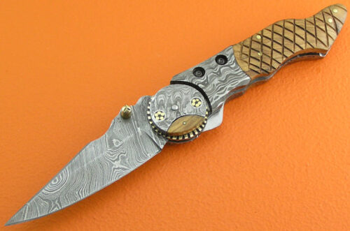 Amazing Damascus Folding Knife Custom Handmade Damascus Steel Hunting Knife Best Damascus Folding Knife With Engraved Olive Wood Handle Leather Sheaths 1385