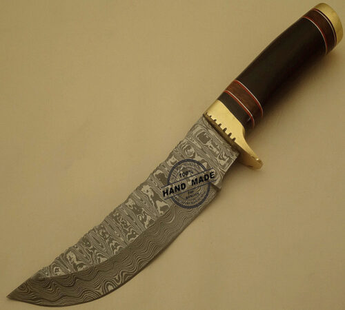 Hunter Boy Damascus Skinner Knife Custom Handmade Damascus Steel Hunting Knife Professional Damascus Skinner Knife With Bull Horn Handle Leather Sheaths 1525