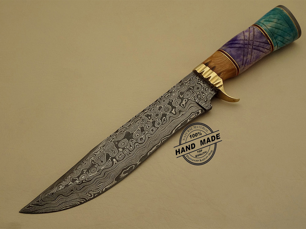 https://www.damascusknivesshop.com/wp-content/uploads/2015/05/Damascus-hunting-knife-011284.jpg