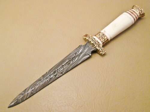 Amazing Damascus Bowie Knife Custom Handmade Damascus Steel Hunting Knife Beautiful Damascus Bowie Knife With Camel Bone Great Handle Leather Sheaths 1540
