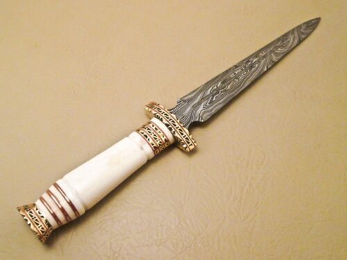 Amazing Damascus Bowie Knife Custom Handmade Damascus Steel Hunting Knife Beautiful Damascus Bowie Knife With Camel Bone Great Handle Leather Sheaths 1540 - Image 4