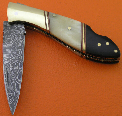 Back Lock Damascus Folding Knife Custom Handmade Damascus Steel Hunting Best Damascus Folding Back Lock Knife With Camel Bone & Horn Handle Leather Sheaths 1921 - Image 3