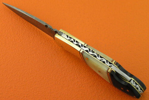 Back Lock Damascus Folding Knife Custom Handmade Damascus Steel Hunting Best Damascus Folding Back Lock Knife With Camel Bone & Horn Handle Leather Sheaths 1921 - Image 4