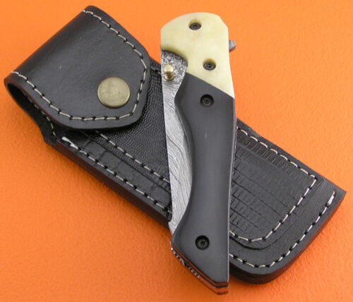 Liner Lock Damascus Folding Knife Custom Handmade Damascus Steel Hunting Knife Forged Damascus Folding Knife With Camel Bone & Horn Handle Leather Sheaths 1927 - Image 6