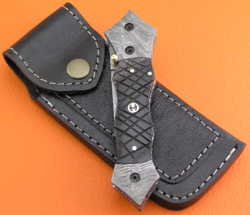 Liner Lock Damascus Folding Knife Custom Handmade Damascus Steel Hunting Knife Amazing Damascus Folding Knife With Buffalo Horn Engraved Handle Leather Sheaths 1932 - Image 6