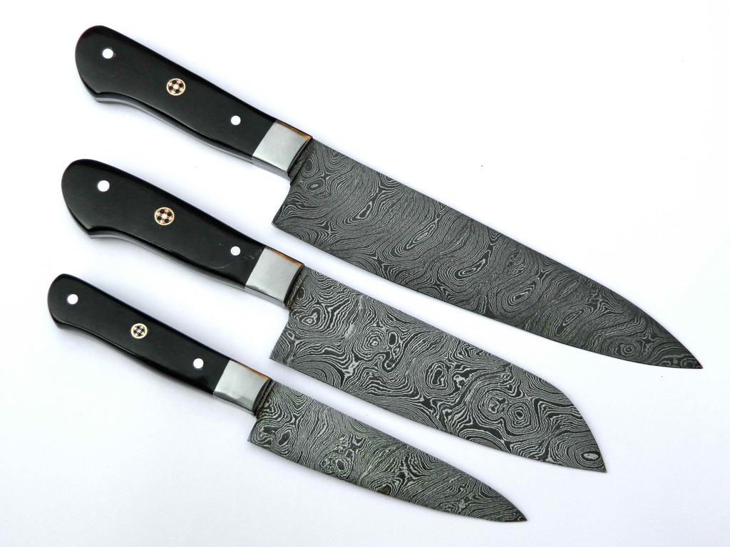 Damascus Kitchen Knives Set With Leather Sheaths