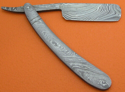 Damascus Straight Razor