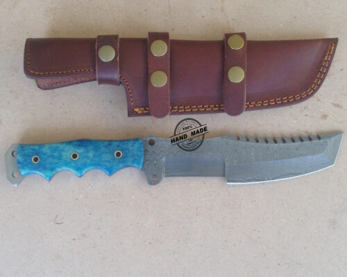 New Damascus Tracker Knife Custom Handmade Damascus Tracker Knife With Colored Bone Handle - Image 3