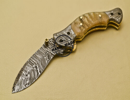 New Damascus Pocket Knife Custom Handmade Damascus Steel Folding Liner Lock Knife with Sheep Horn Handle 940 - Image 3