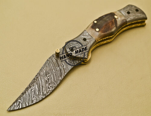 Damascus Folding Knife Custom Handmade Damascus Steel Pocket Knife 945 - Image 3